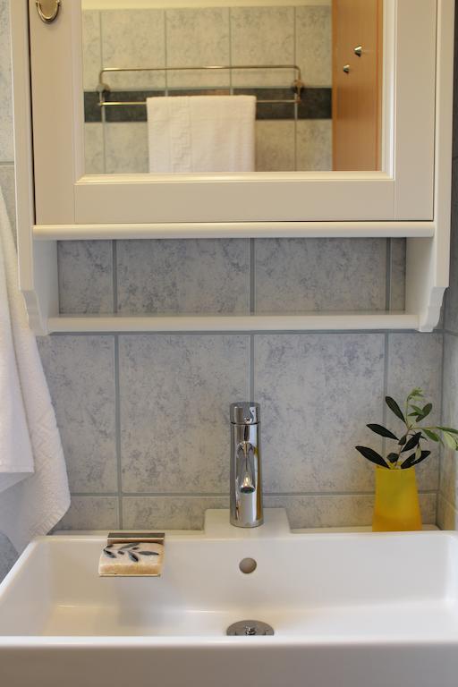 Ithaca'S Poem Apartments バティ 部屋 写真