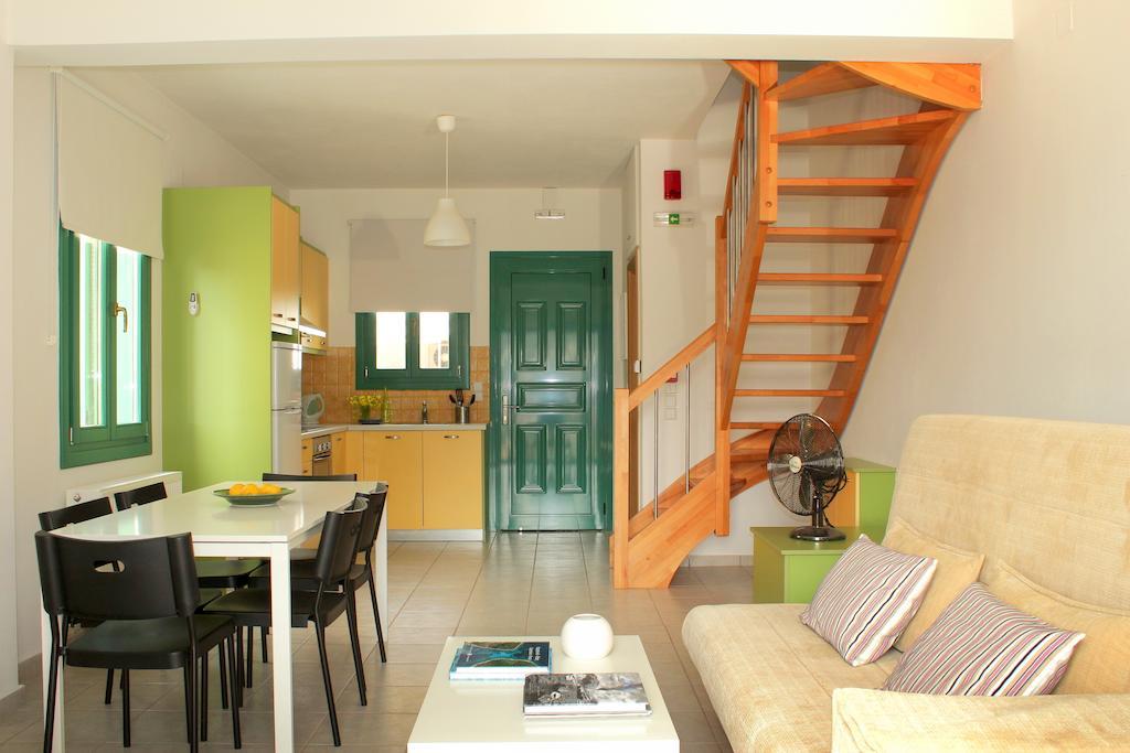 Ithaca'S Poem Apartments バティ 部屋 写真